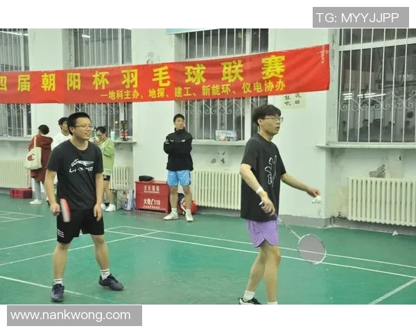 武汉羽毛球队如何成功运用转换打法提升竞技水平与团队协作能力 武汉羽毛球队如何成功运用转换打法提升竞技水平与团队协作能力