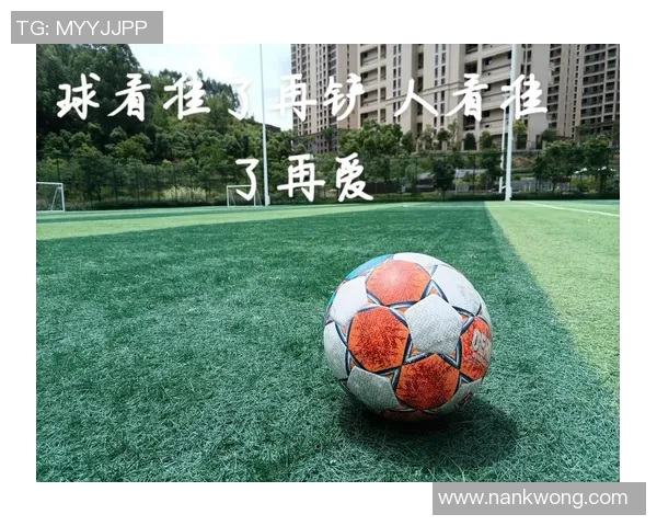 与足球明星同框的精彩瞬间分享与感悟的文案句子合集 与足球明星同框的精彩瞬间分享与感悟的文案句子合集